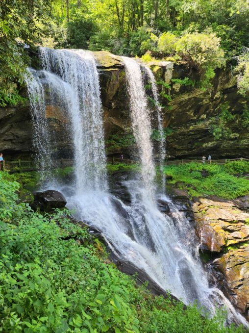 Dry Falls in NC. One of the easy waterfalls near Franklin, NC that you can actually walk behind.